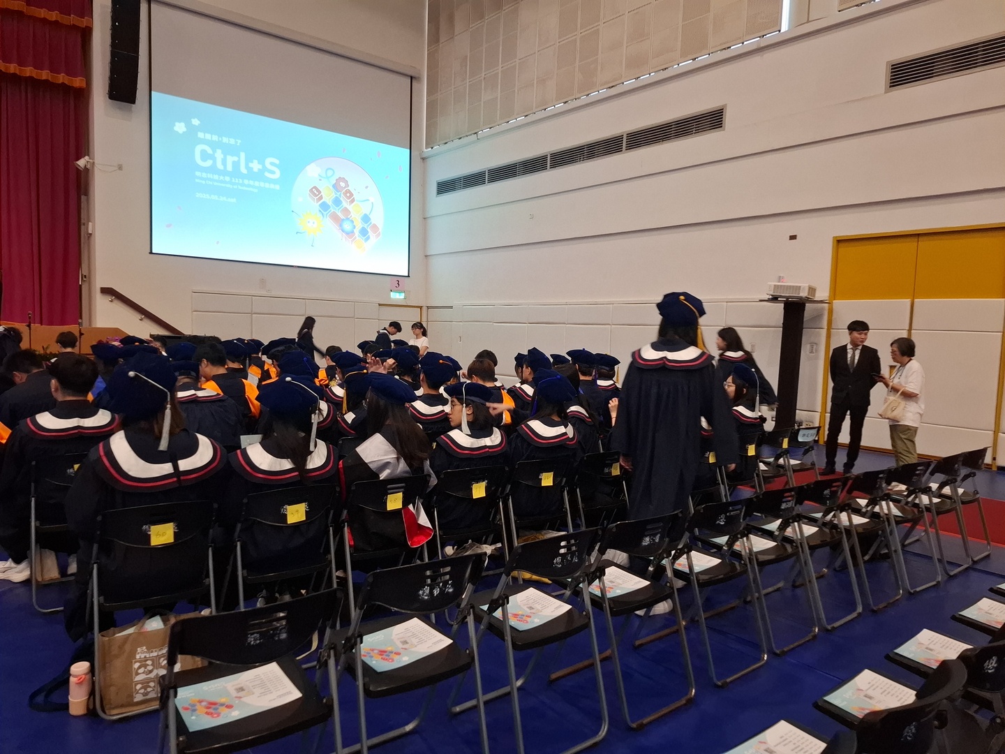 Professors and Graduates Approach